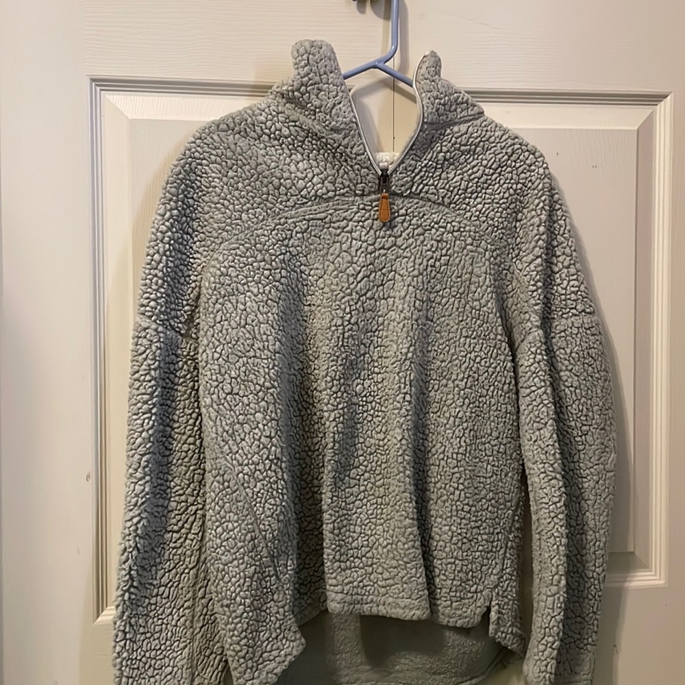 cozy sherpa pullover!